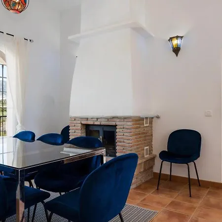 Spacious With Exceptional Views In Malaga ヴィラ Casarabonela